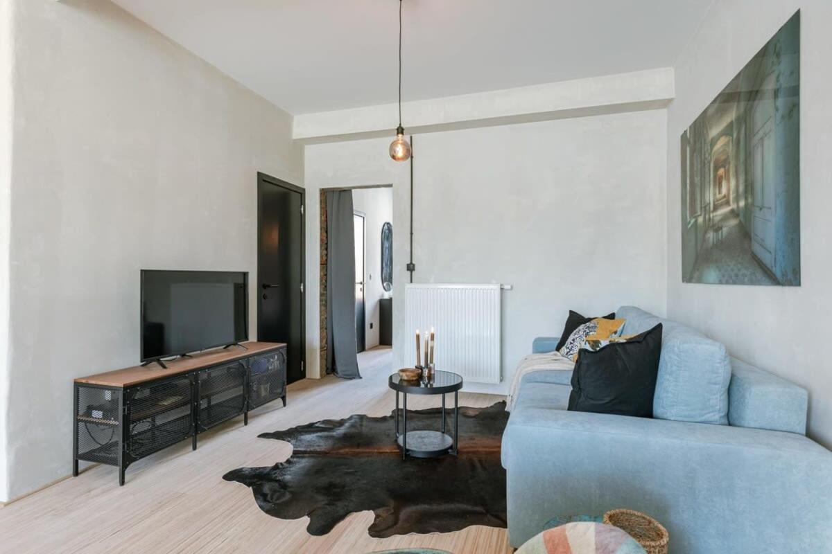 Huswell - Industrial Apartment With Terrace In Антверпен Экстерьер фото