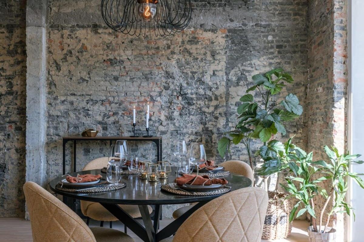 Huswell - Industrial Apartment With Terrace In Антверпен Экстерьер фото